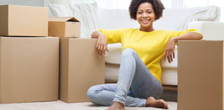 Single Women Outpace Men in Home Purchases