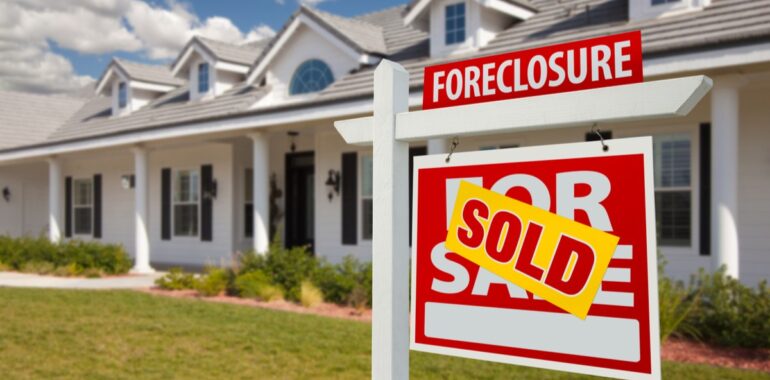 Buying a Foreclosure: 5 Things to Know